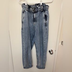 Mom jeans Zara size 6